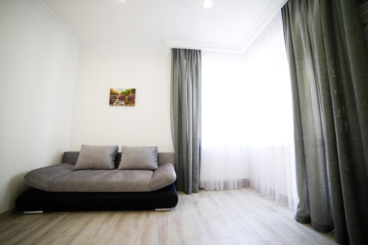Lux Apartments לבוב מראה חיצוני תמונה